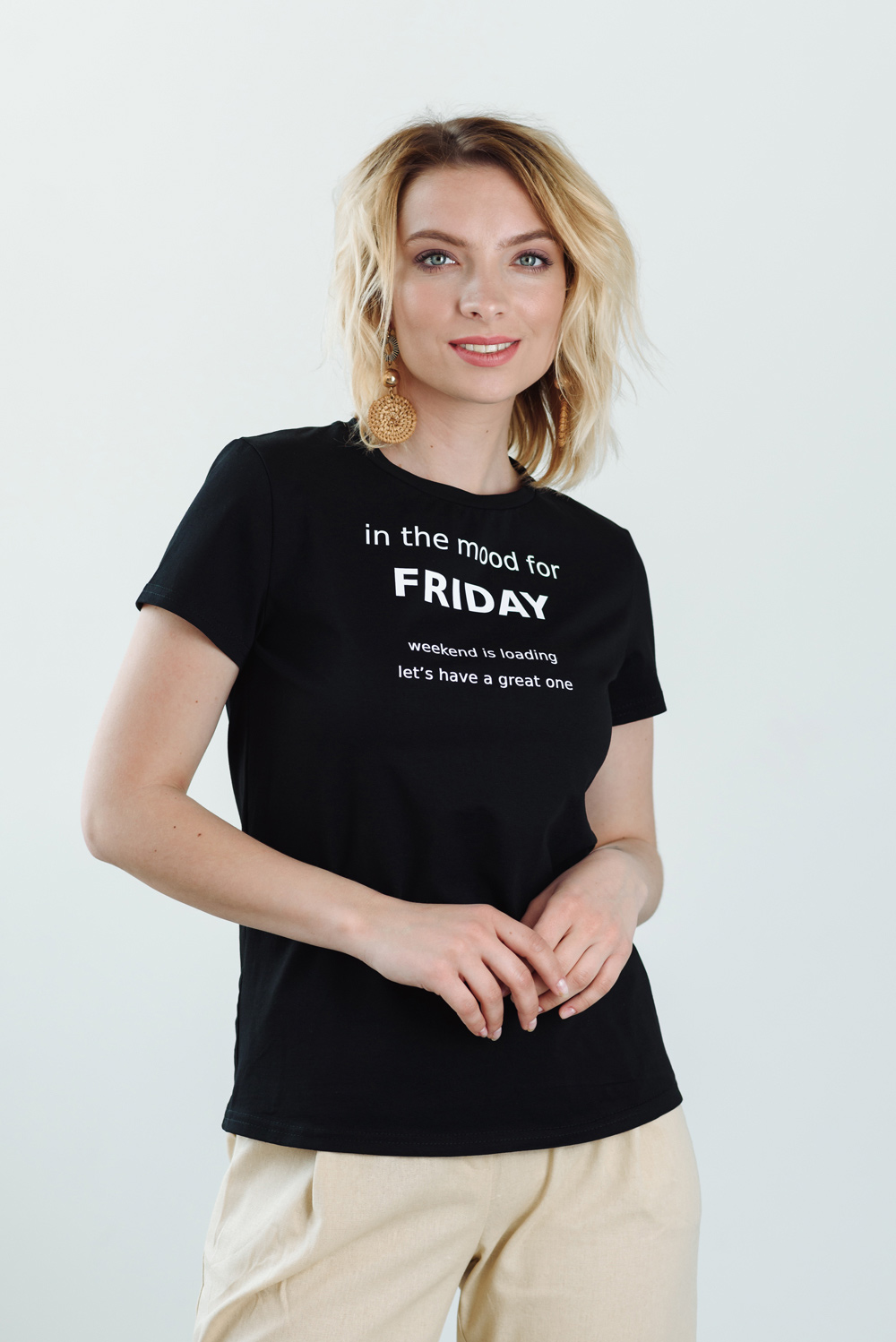 Black T-shirt “Friday”