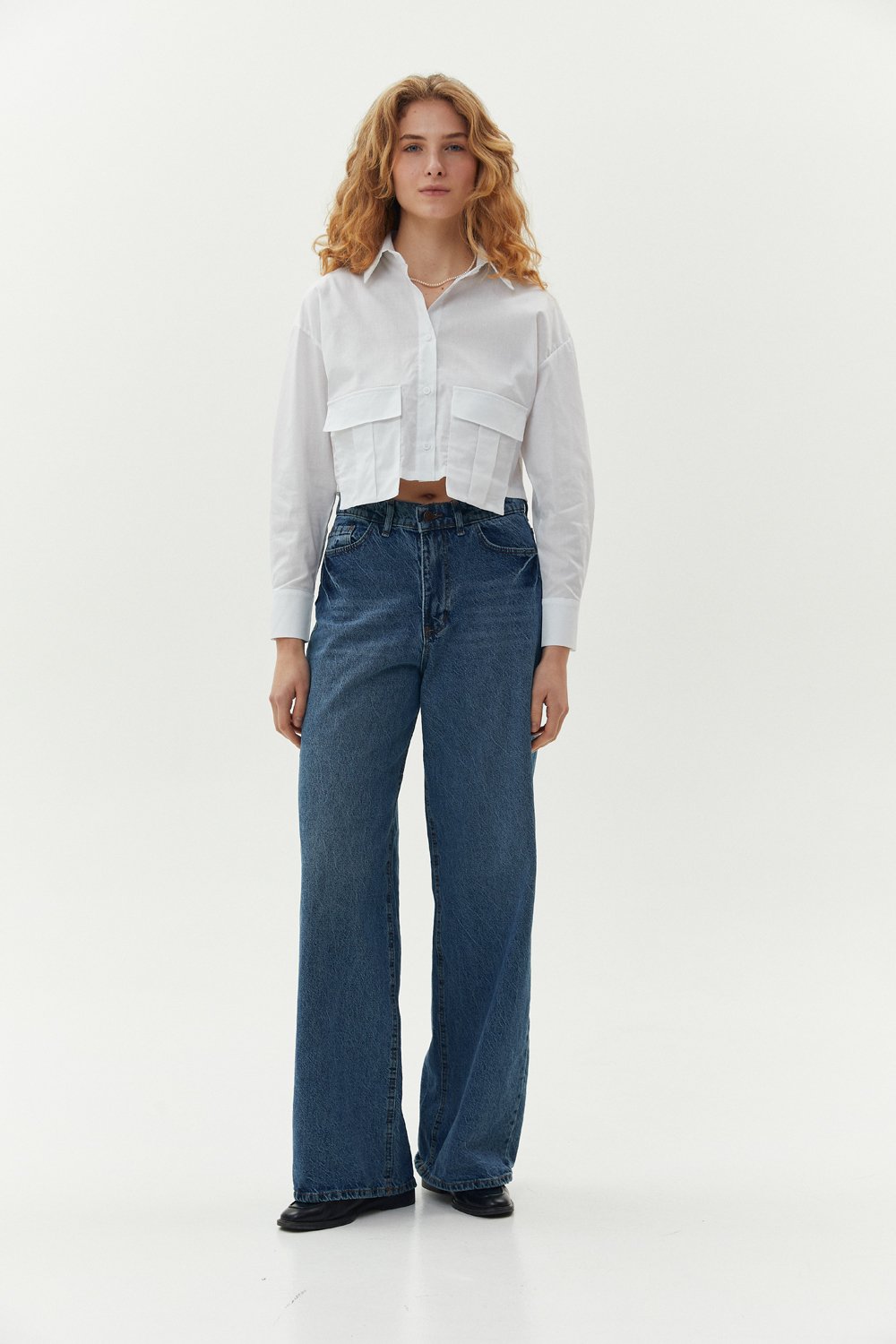 White cropped shirt with patch pockets