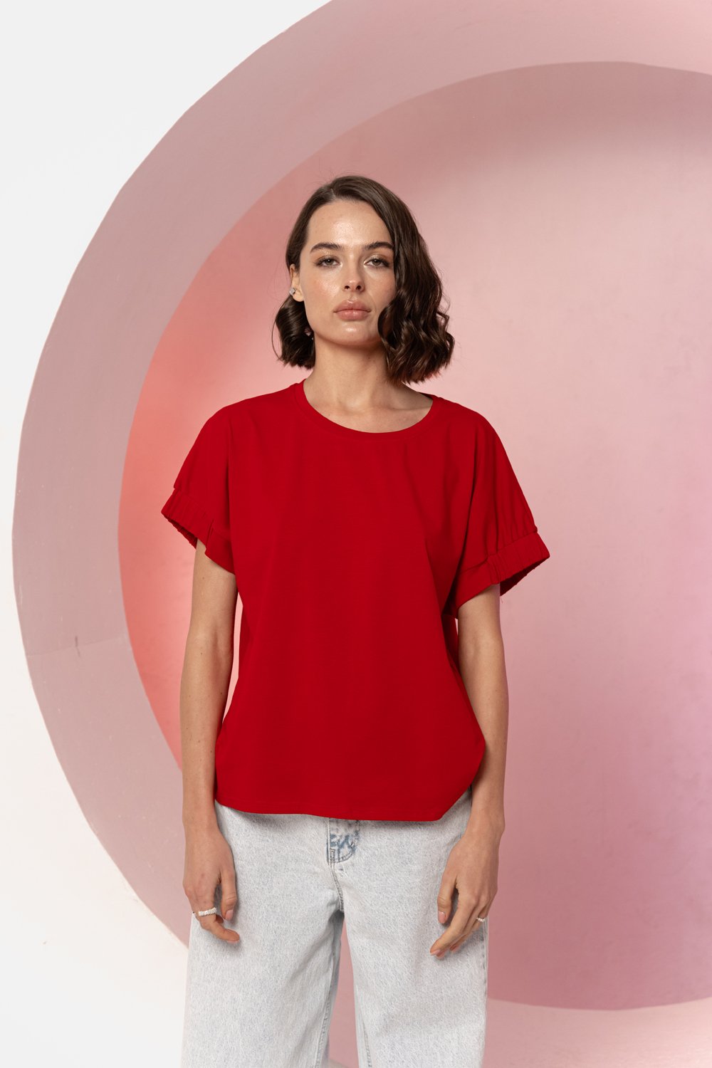 Red crew neck T-shirt