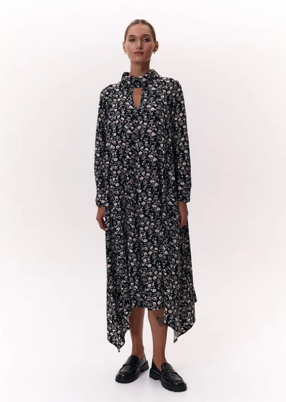 Oversize Dress: How to Wear the Main Trend of 2026 and Not Get Lost in Volume