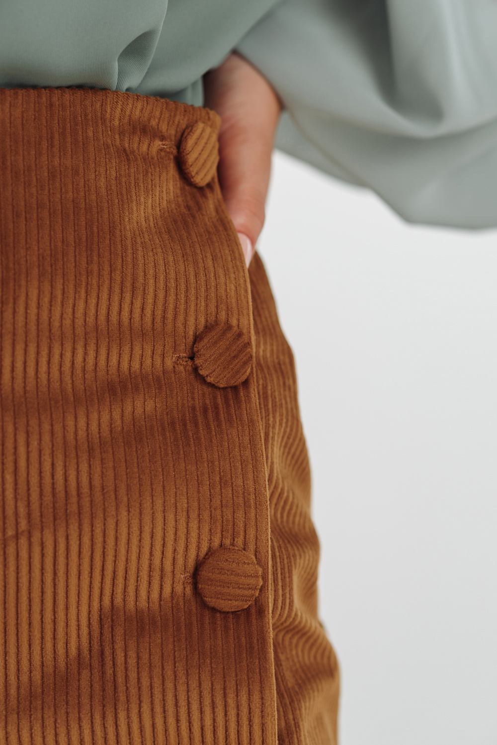 Caramel velvet skirt