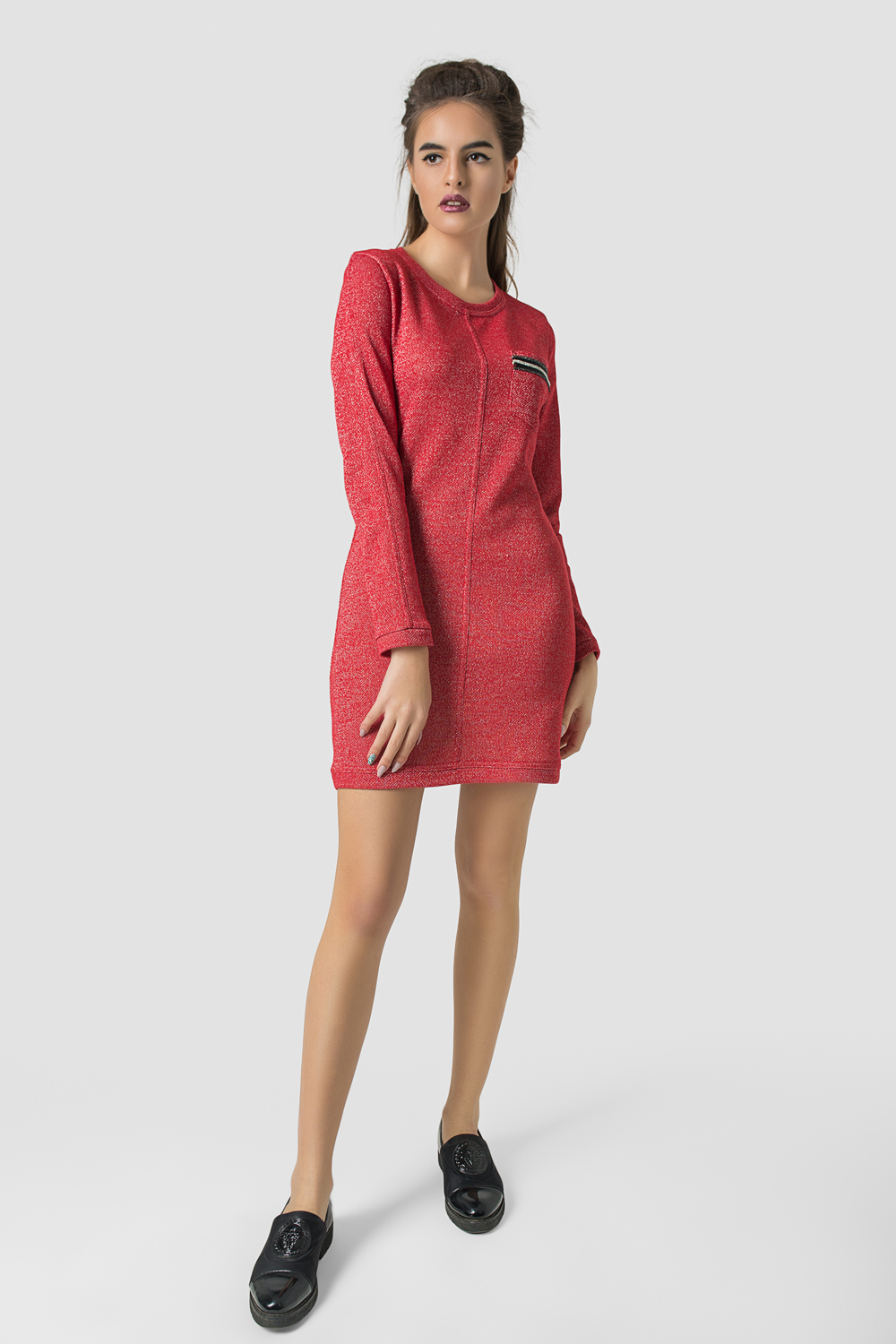 Red knit dress in red