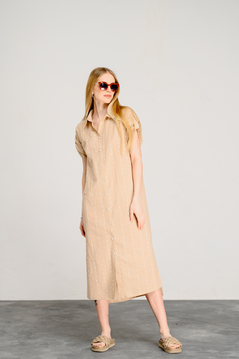 Robe dress loose cut in color 