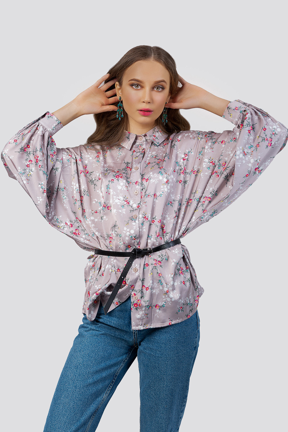 Шёлковая блузка с цветочным принтом
