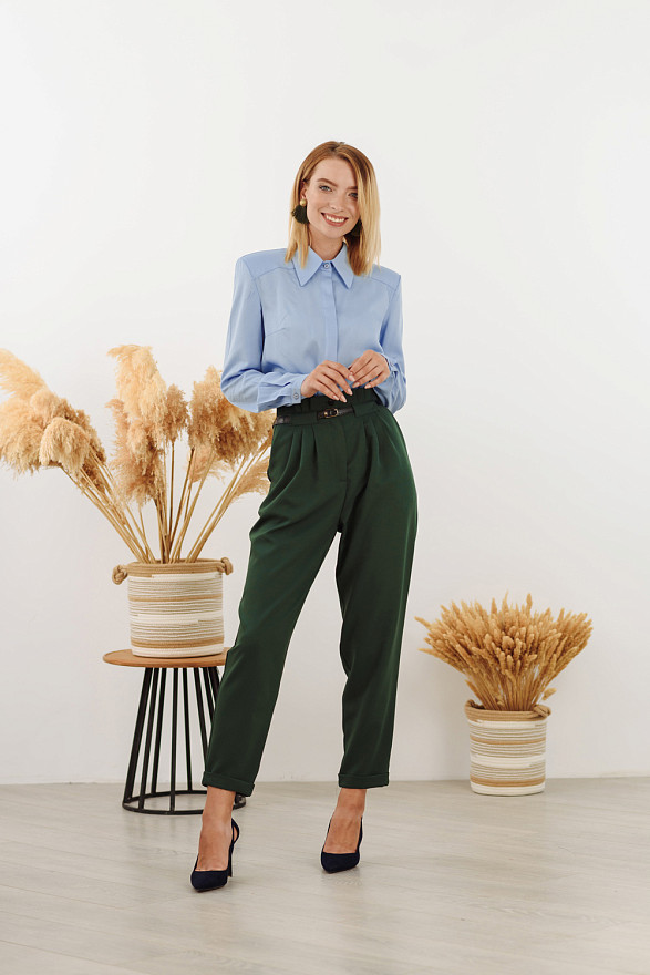 High-waisted fashion trousers