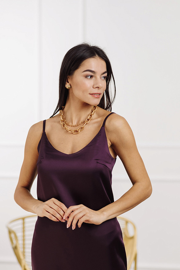 Сукня в білизняному стилі з сатину