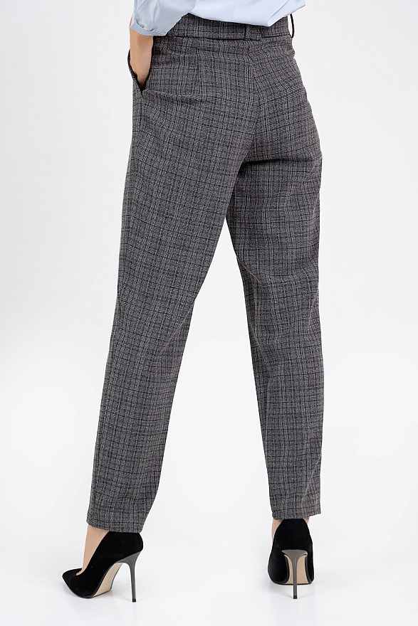 Брюки цвета фрез на талии