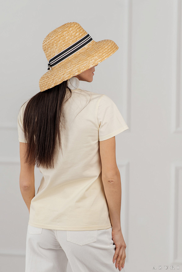 Cream V-neck T-shirt