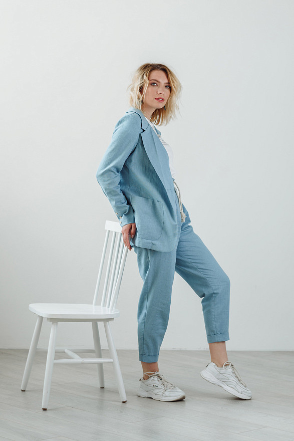 Лляний піджак на гудзику