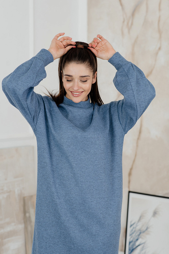 Синее ангоровое платье