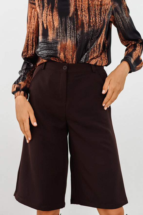 Шорти бермуди з кишенями