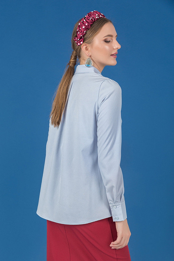 Блузка с потайной планкой