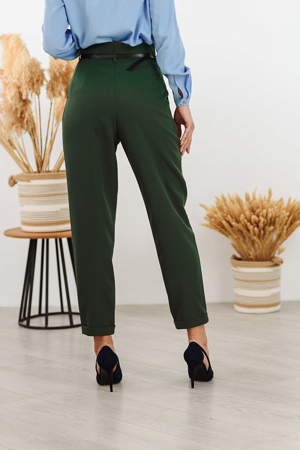 High-waisted fashion trousers