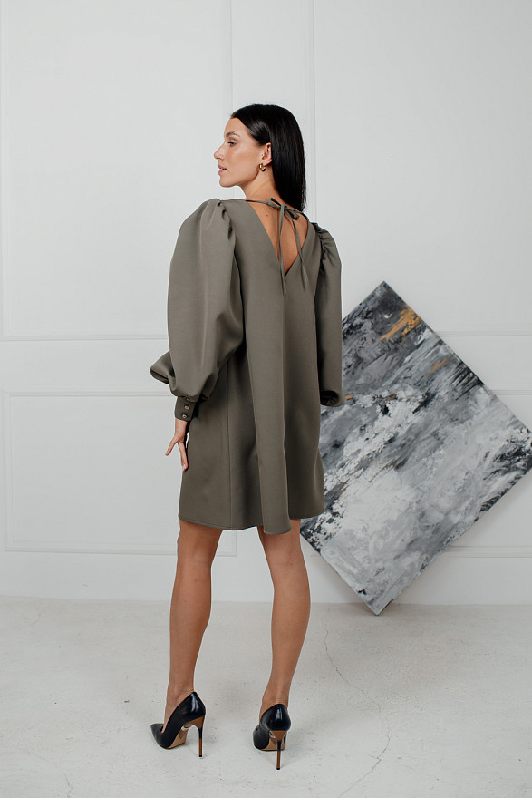 A-line dress with puff sleeves