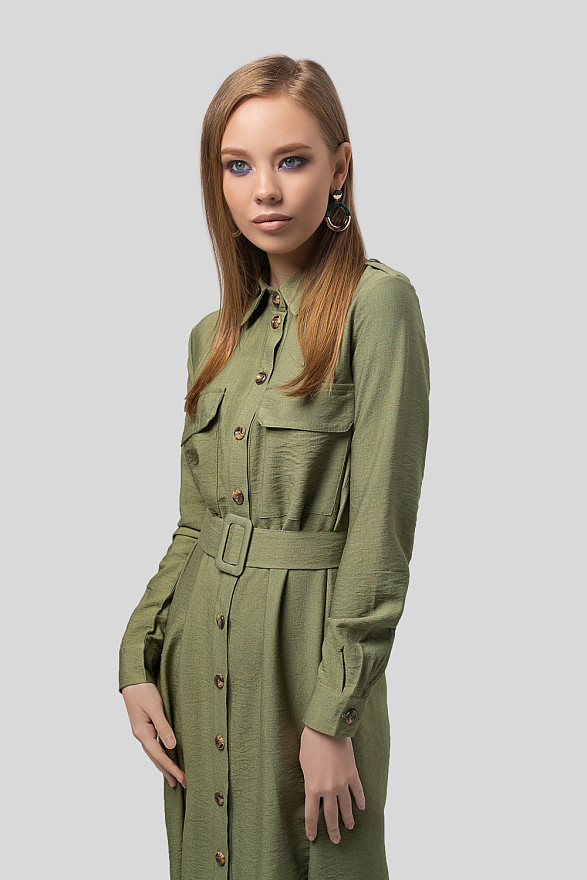 Льняное платье рубашка цвета хаки