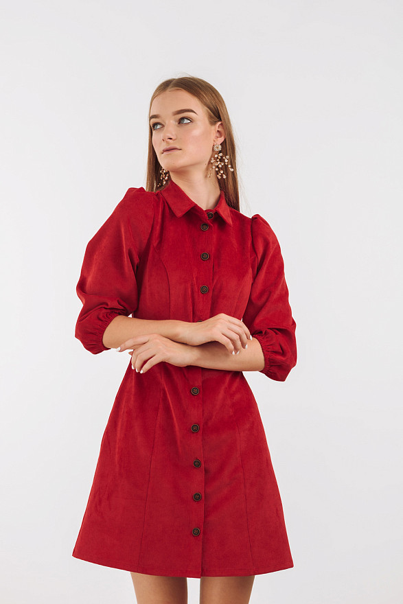 Червона сукня з вельвету
