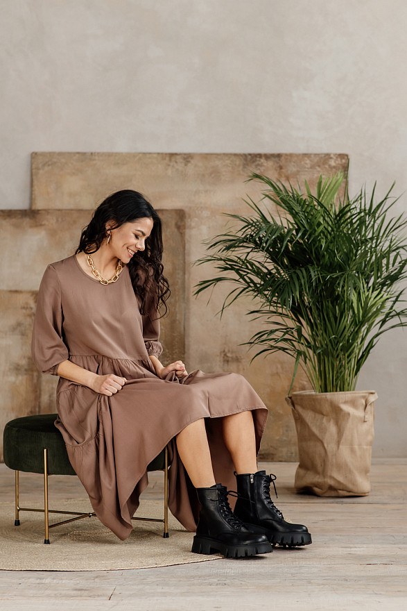 Бежеве міді плаття вільного крою