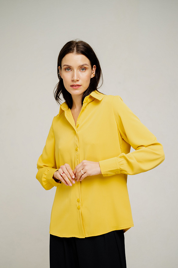 Блуза горчичного цвета