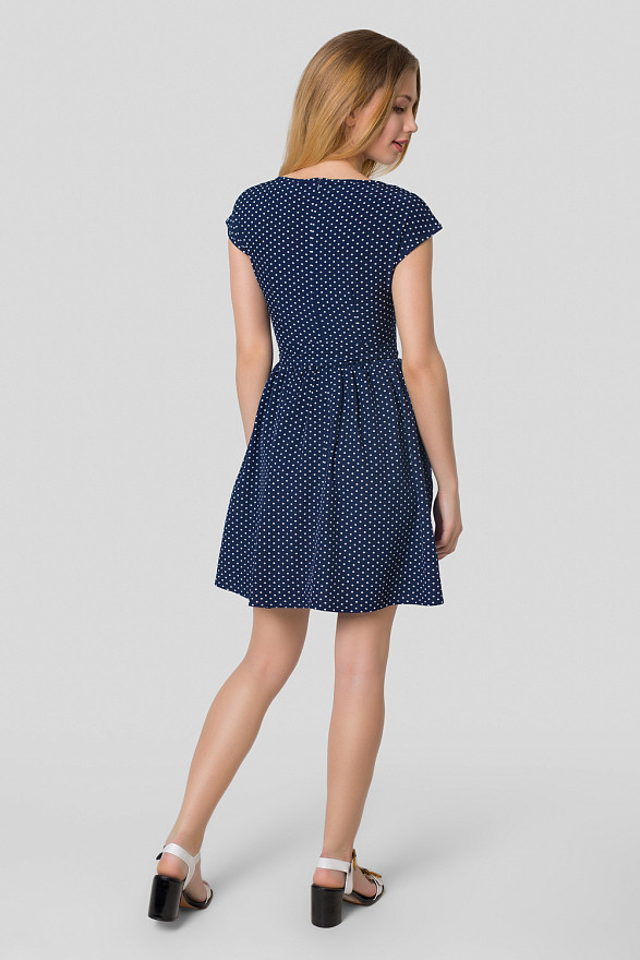 Літня сукня в горошок