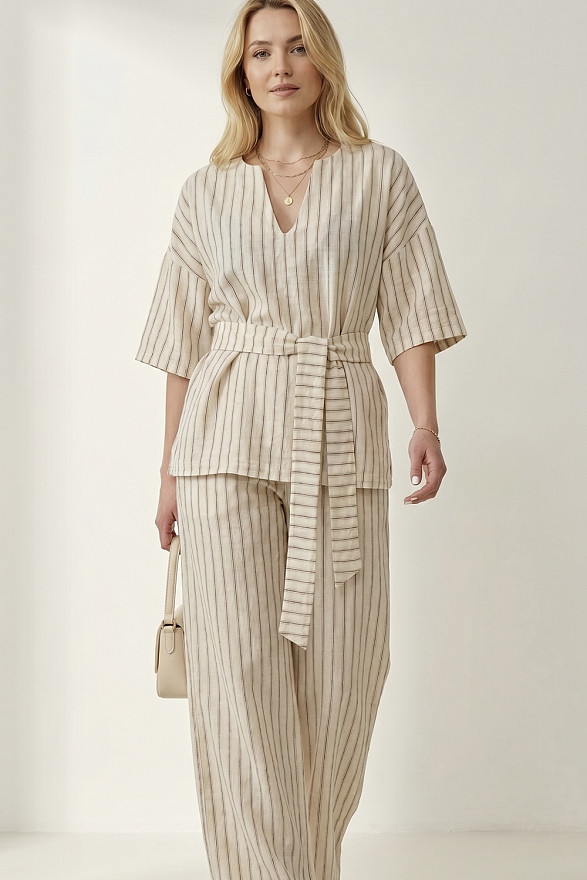 Lightweight striped suit