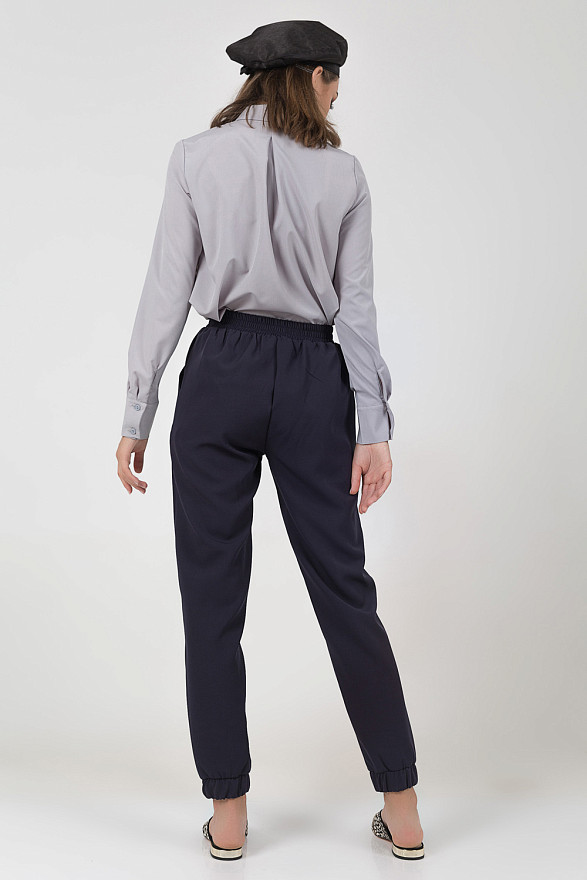 Блузка с потайной планкой