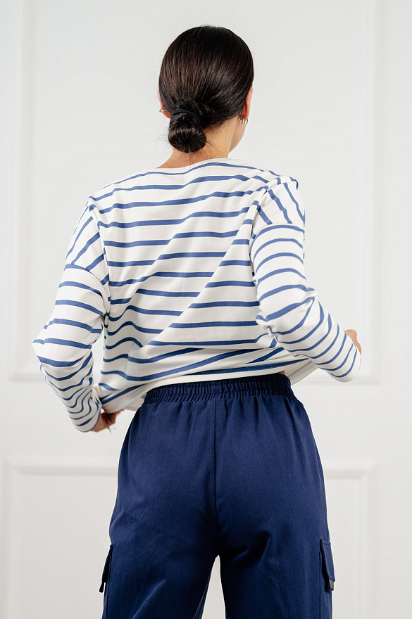 Світшот укороченого крою зі смугастим принтом у кольорі