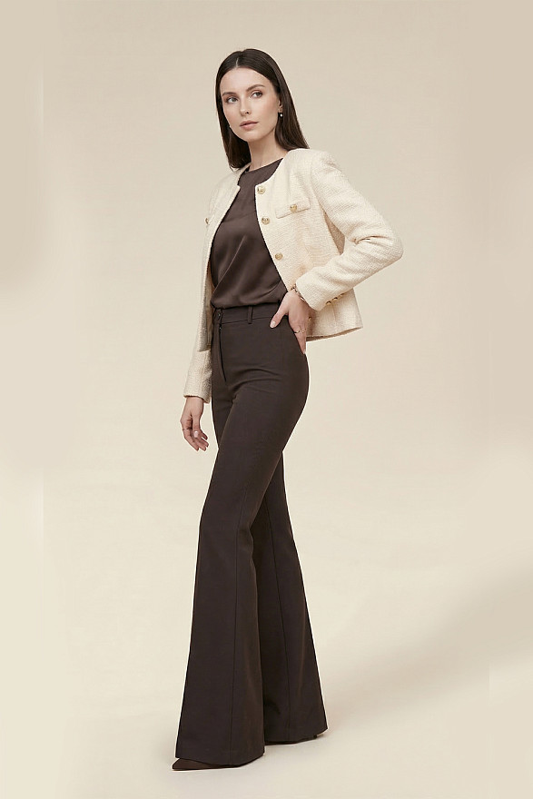 Chocolate low-waist flared knee-length trousers