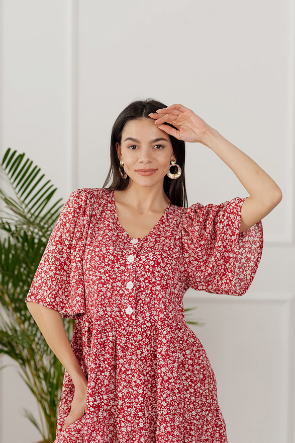 Короткое коттоновое платье с широким рукавом