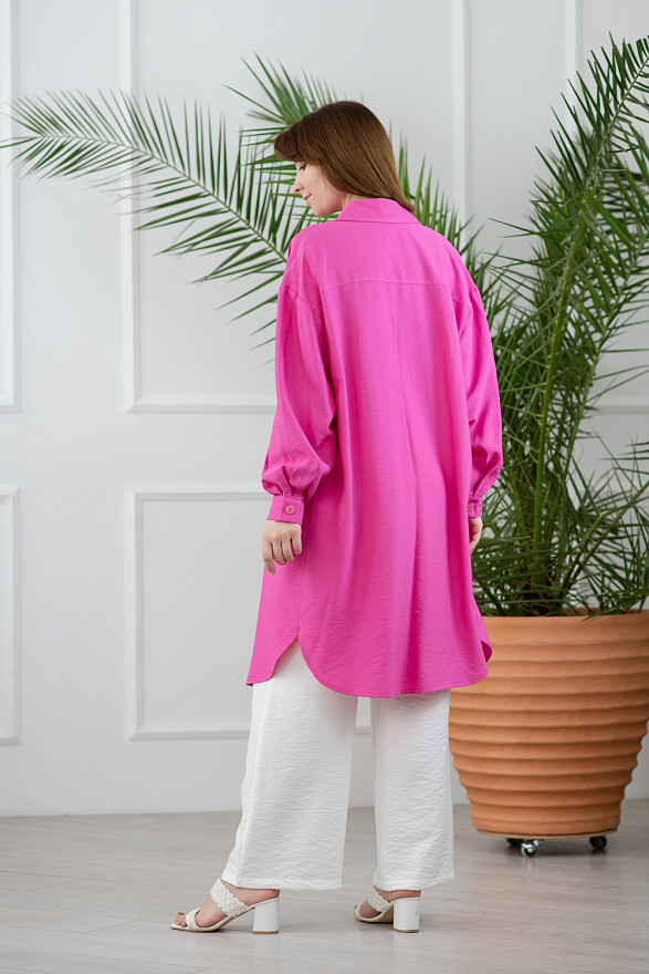 Сasual платье-рубашка в трендовом оттенке 