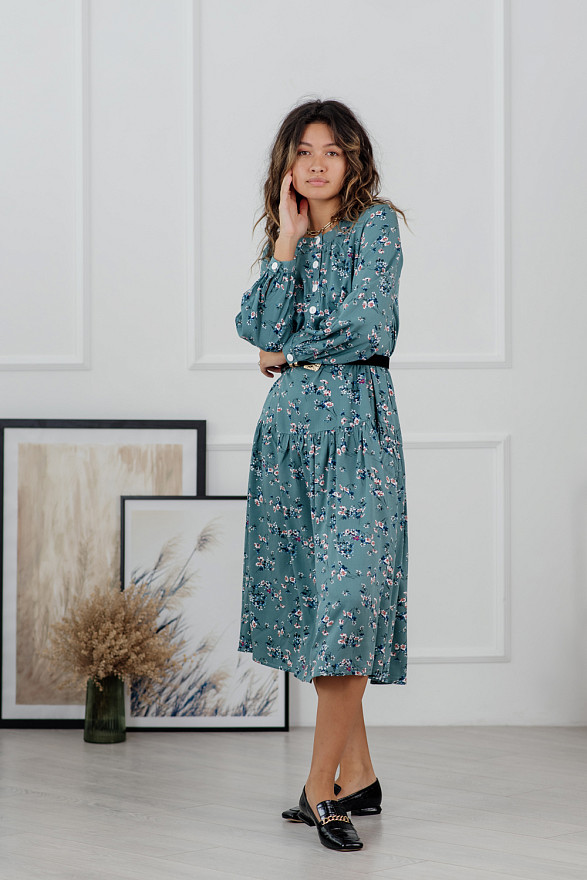 Midi floral print dress with pleated detail