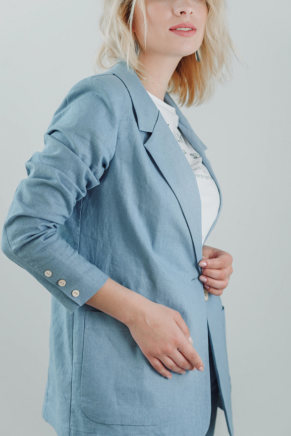 Лляний піджак на гудзику