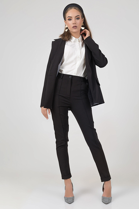 Classic blazer with button