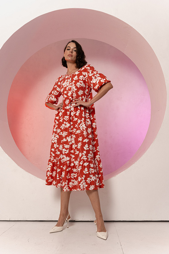 Лососева міді сукня з круглим вирізом горловини