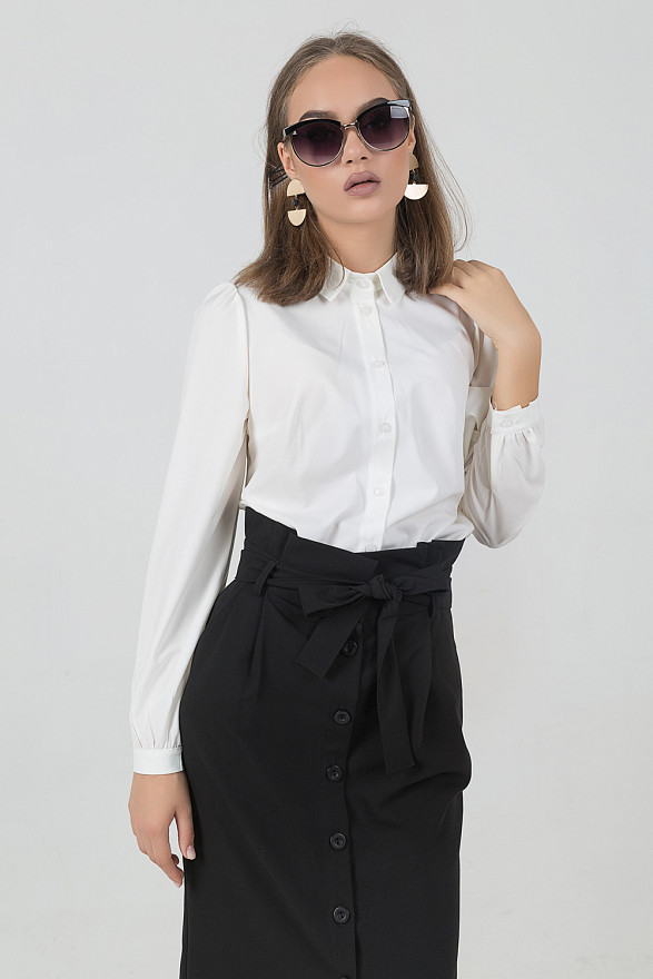 Basic straight cut blouse