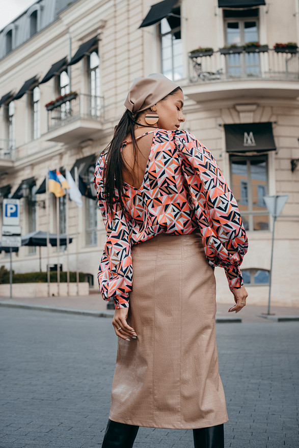 Миди юбка из эко кожи на пуговицах