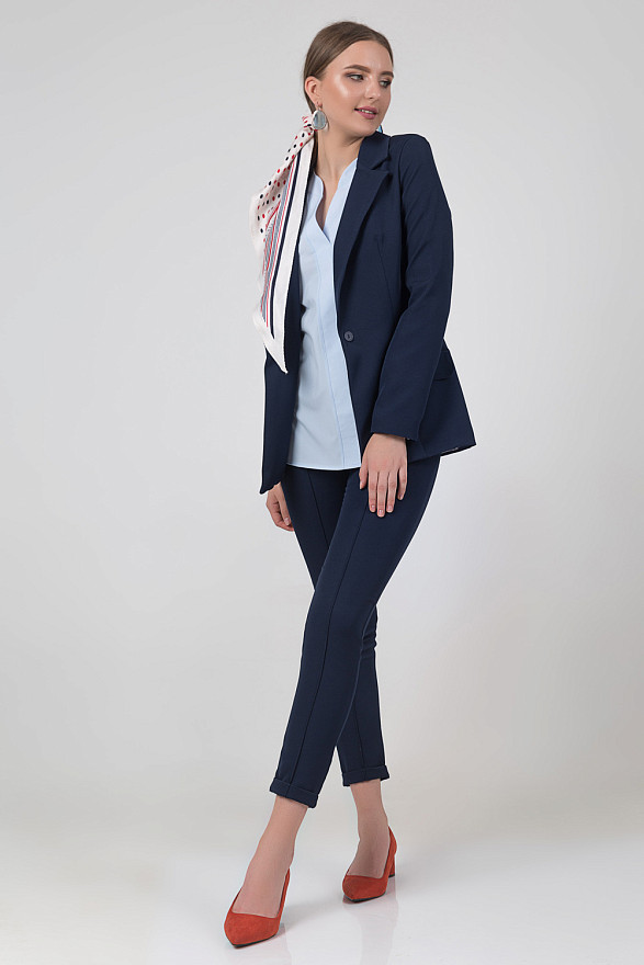 Classic blazer with button