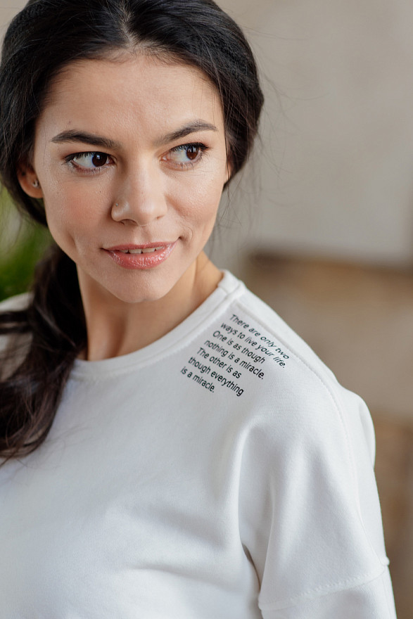 Loose purple sweatshirt