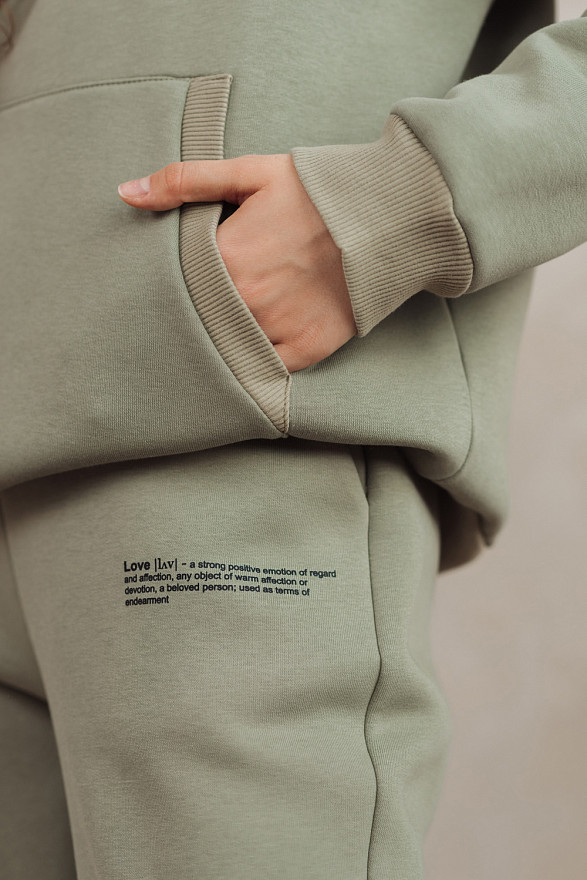 Оливковий світшот з капюшоном