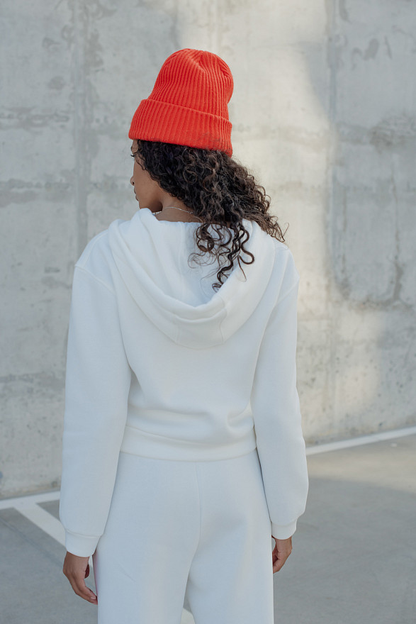 Milk cropped sweatshirt with snake