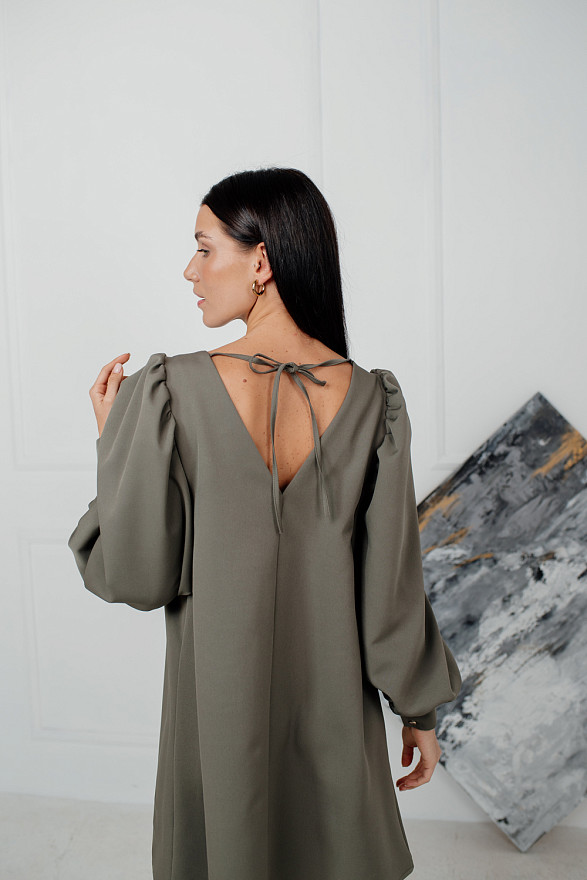 A-line dress with puff sleeves