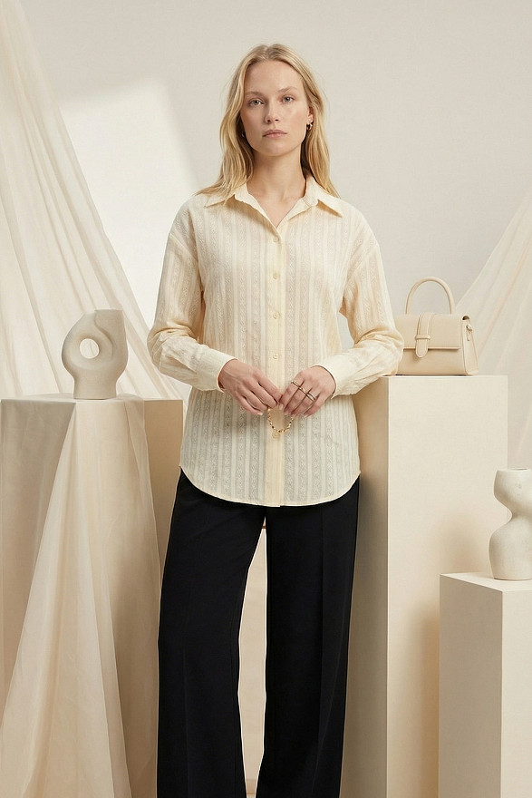 Подовжена сорочка, ніжний ванільний колір