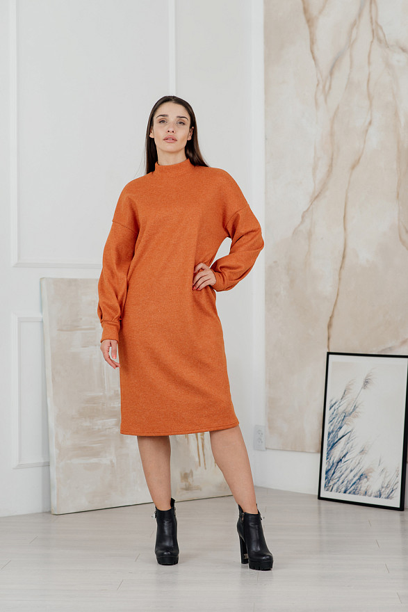 Теплое оверсайз платье из ангоры