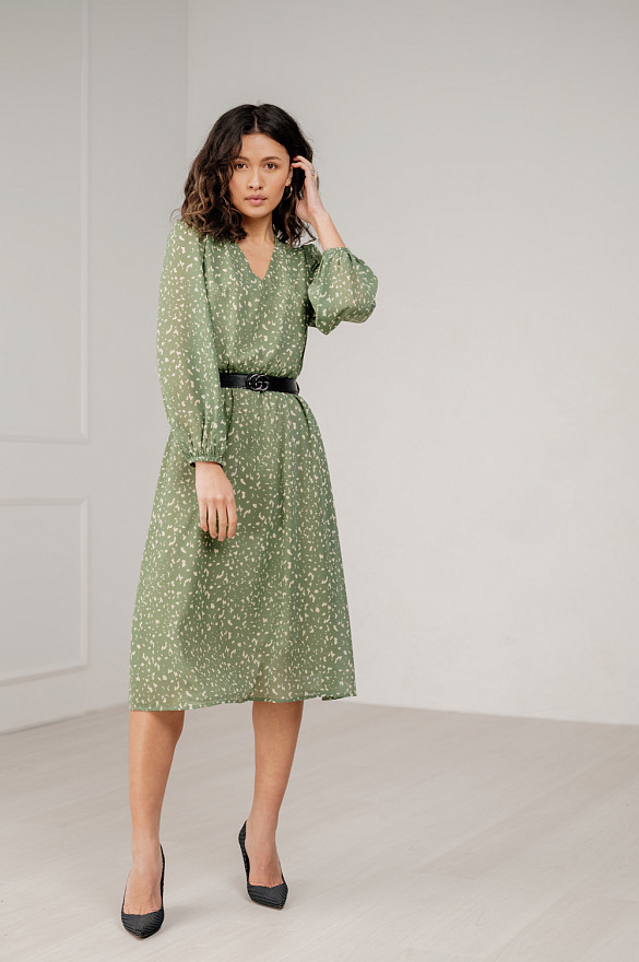 Легка шифонова сукня-міді для романтичних зустрічей у кольорі 