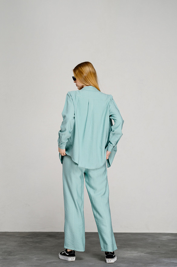 М'ята сорочка вільного крою