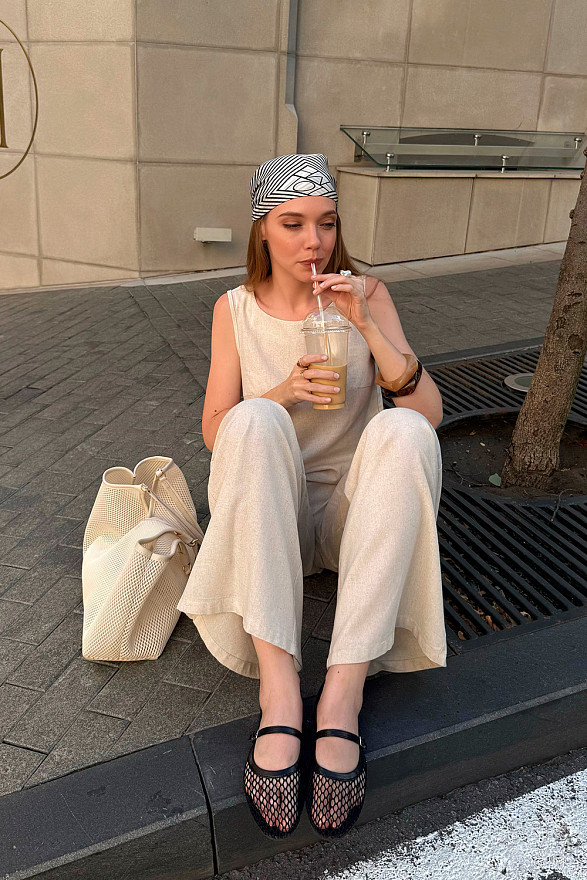 Льняний топ із розрізами