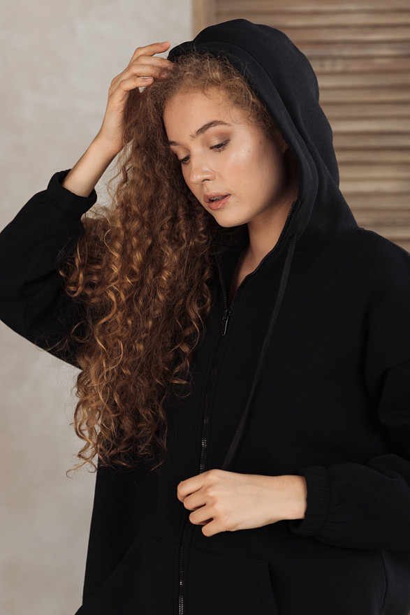 Черная оверсайз худи на змейке