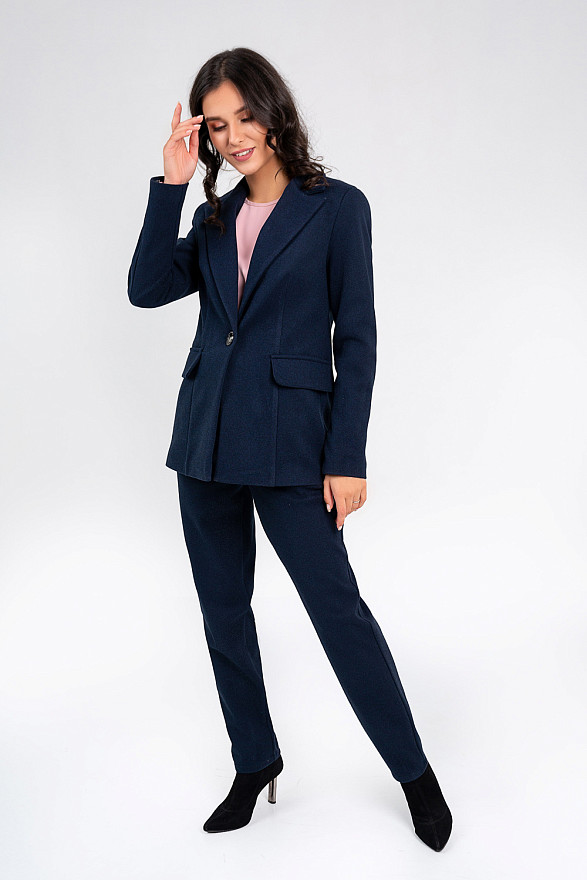 Blue warm blazer with a button
