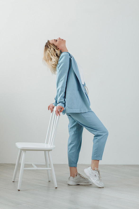 Лляний піджак на гудзику