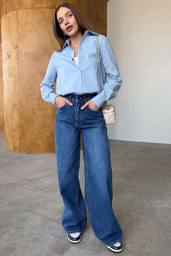 Вільні сині джинси