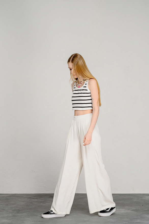 Молочный брюки с поясом на резинке